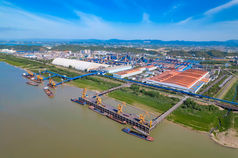 China's Q3 Economy Grows 4.5 Percent on Strong Tech Exports