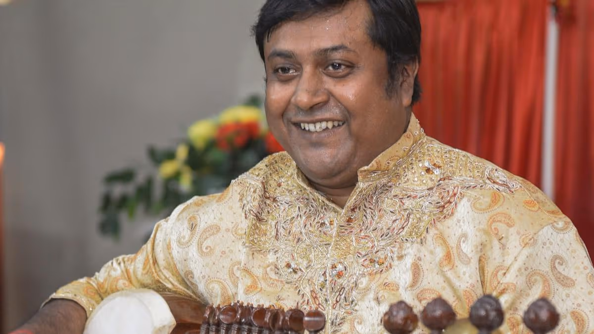 Apratim Majumdar & Amit Chatterjee (INDIA)
